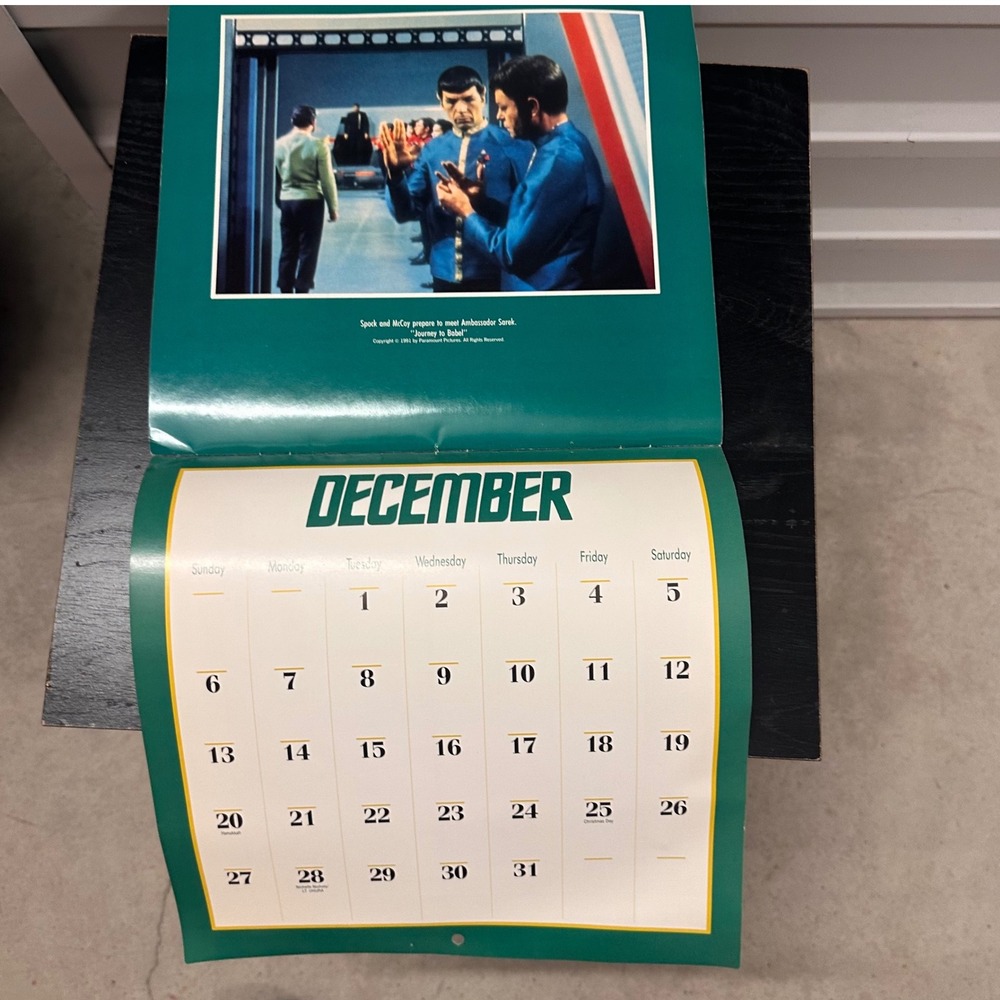 Vintage Star Trek 25th Anniversary 1992 Calendar Pocket Books Collectible - Picture 3 of 8